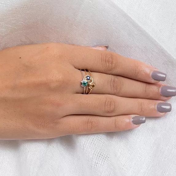 14K Yellow Gold Blue Topaz Ring