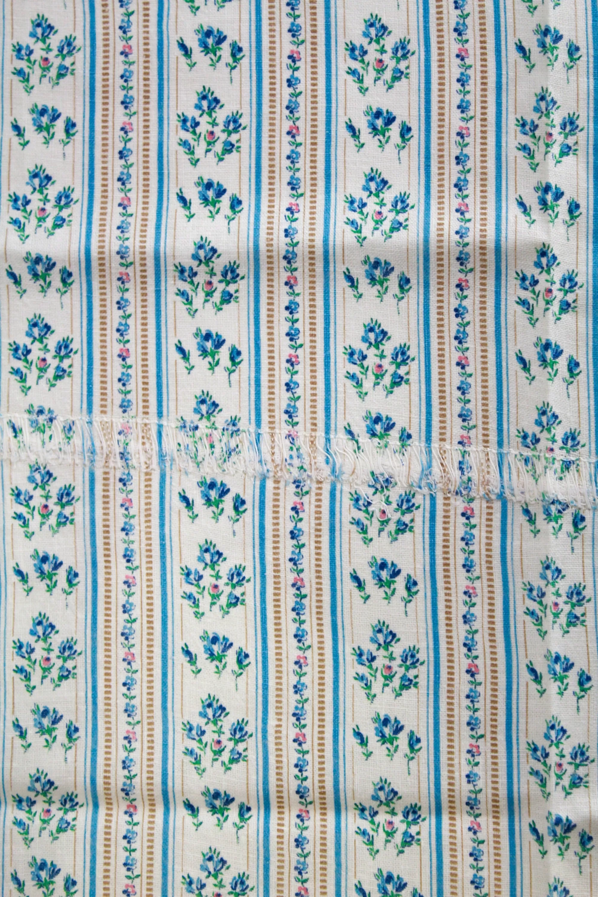 1930s 40s Floral Stripe Print Feedsack Cotton Fabric (Seamed)