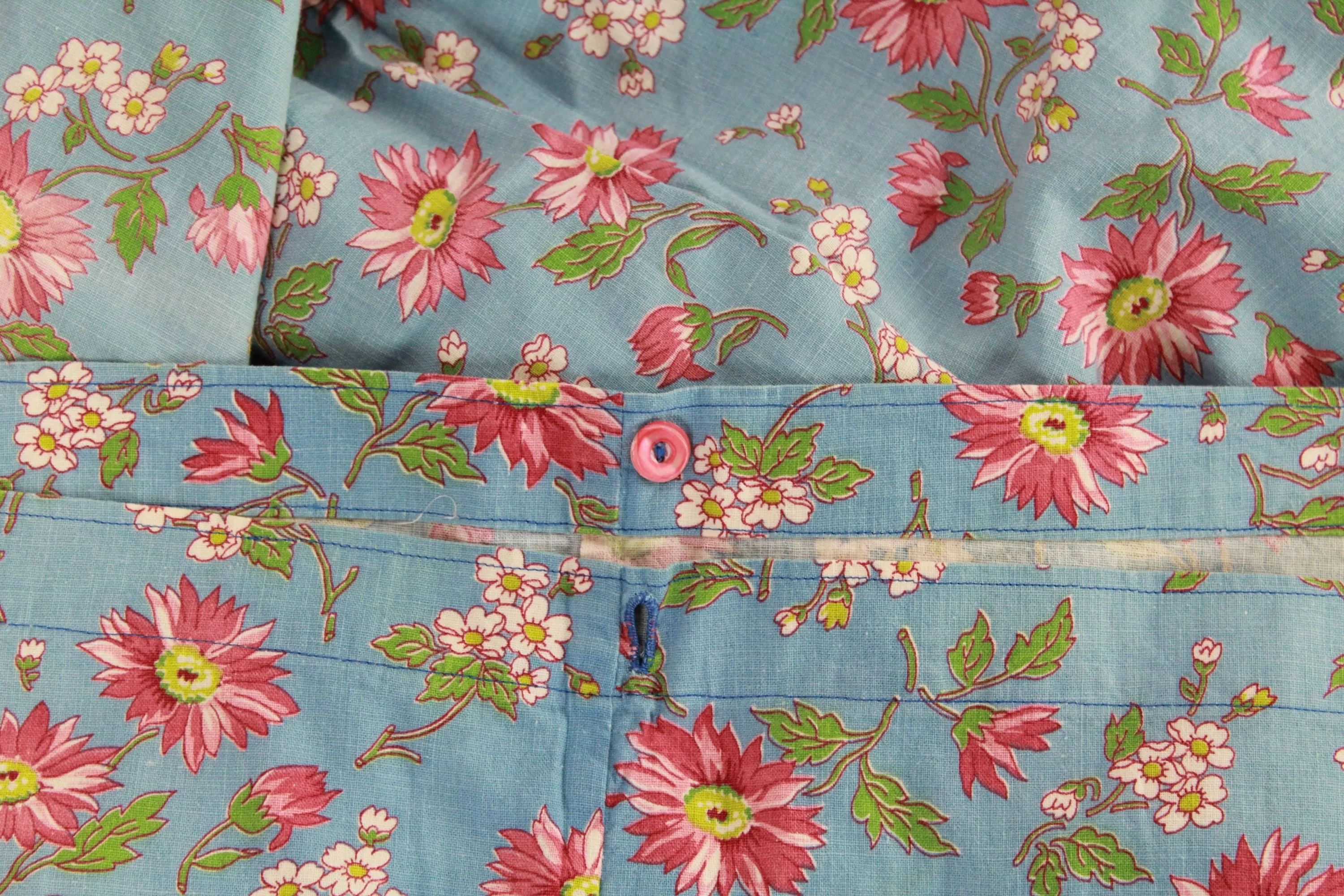 1940s Daisy Print Cotton Duvet Cover, 71" x 68"