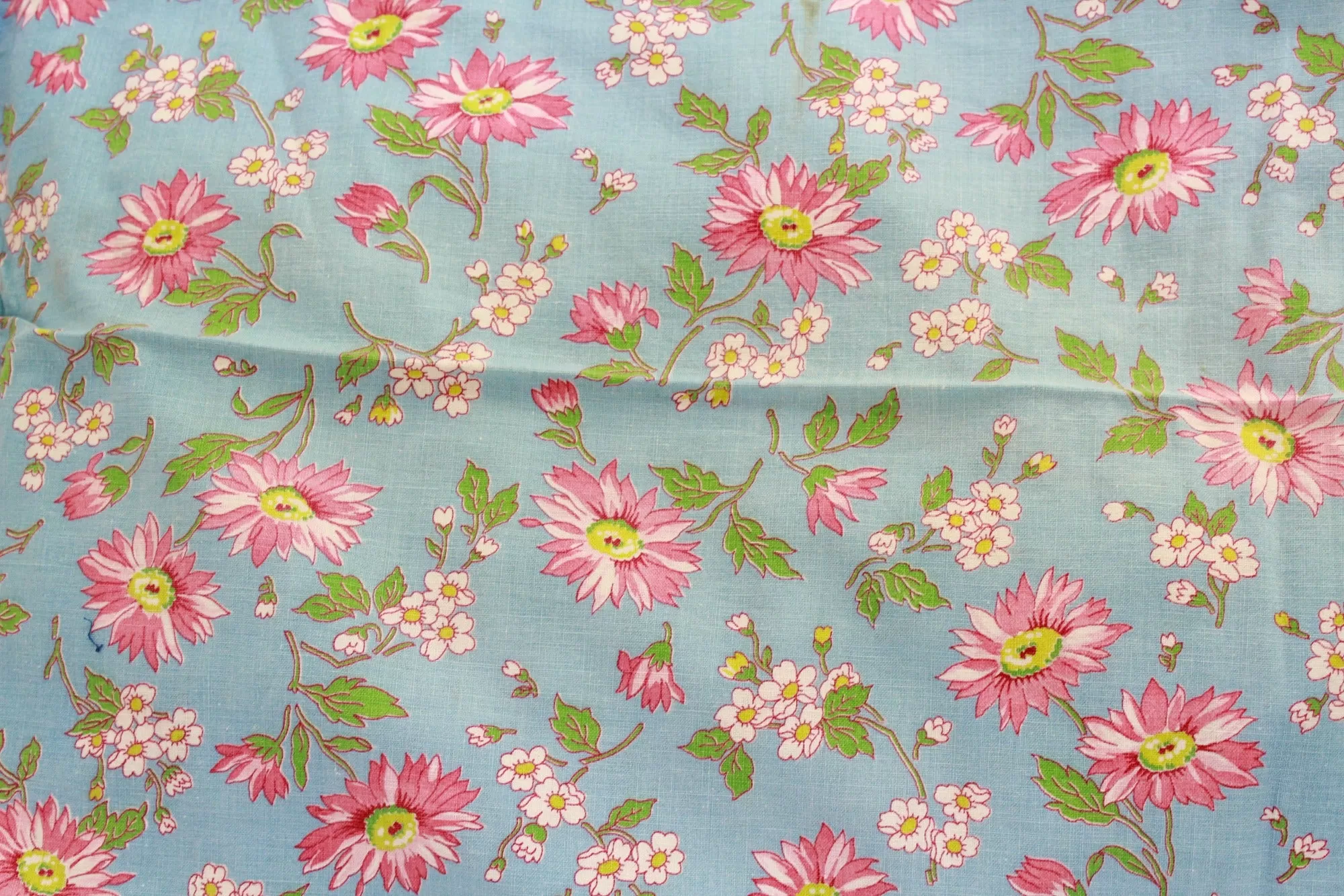 1940s Daisy Print Cotton Duvet Cover, 71" x 68"