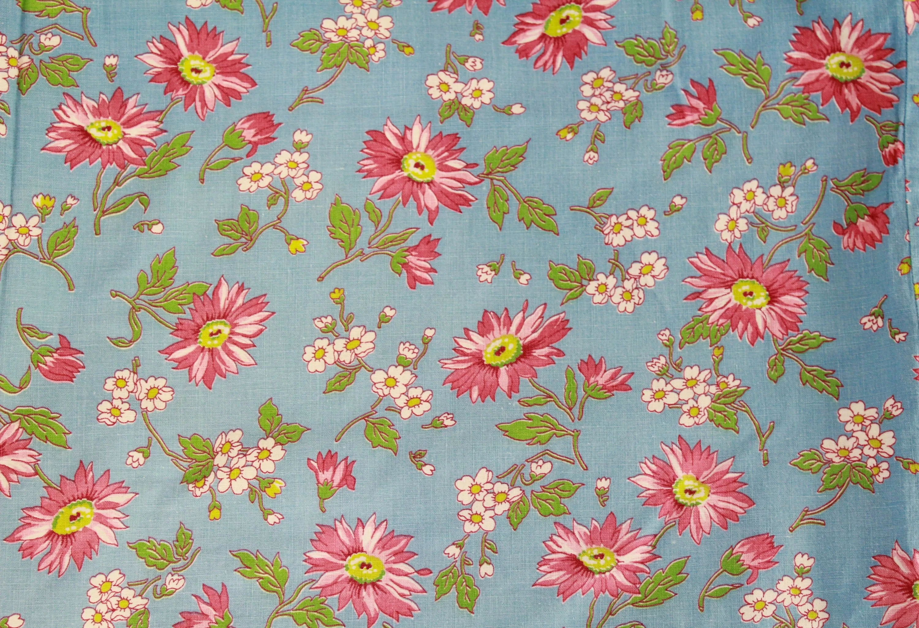 1940s Daisy Print Cotton Duvet Cover, 71" x 68"