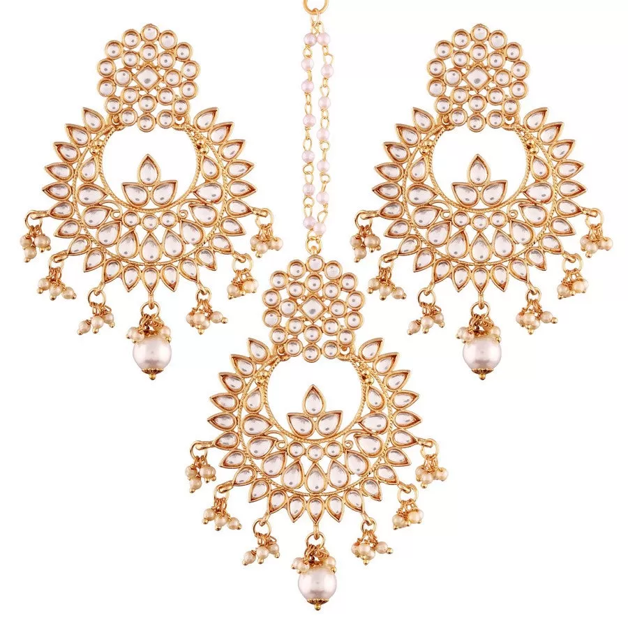 Alloy Earring Set with Maang Tikka in White