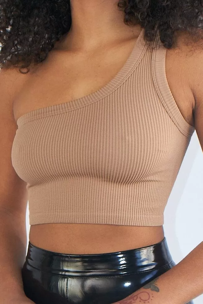 Ava Ribbed One Shoulder Top