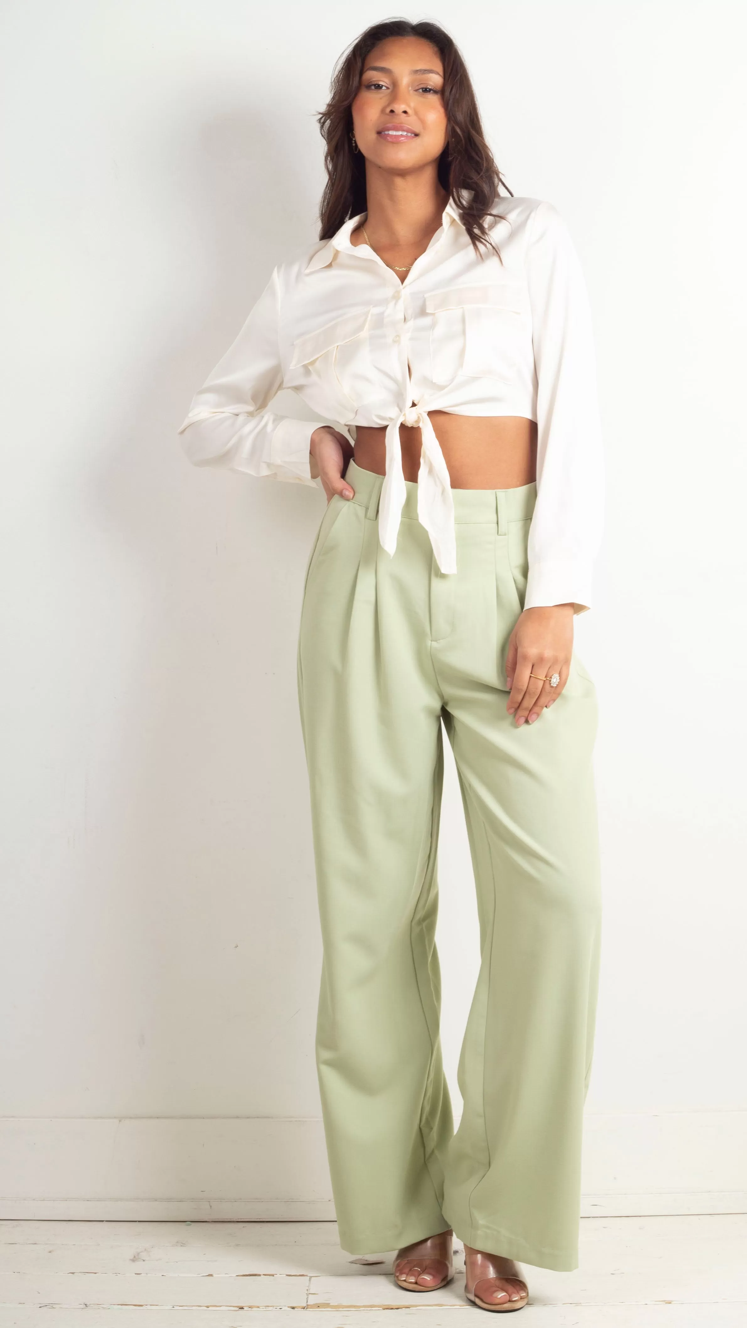 Avery Tie Front Cropped Button Down - Ivory