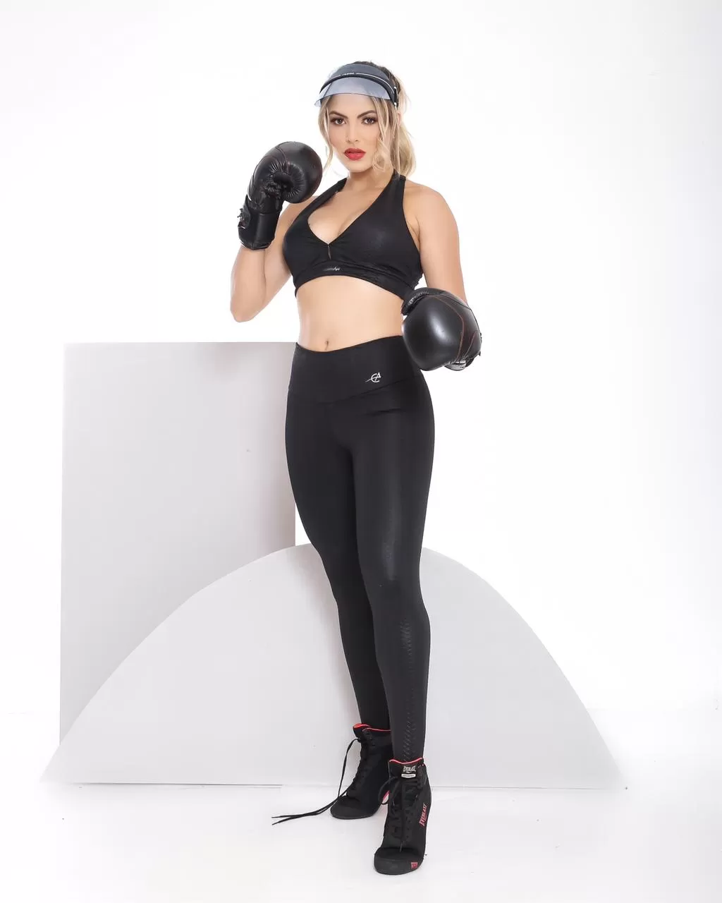 Black basic Gym Set