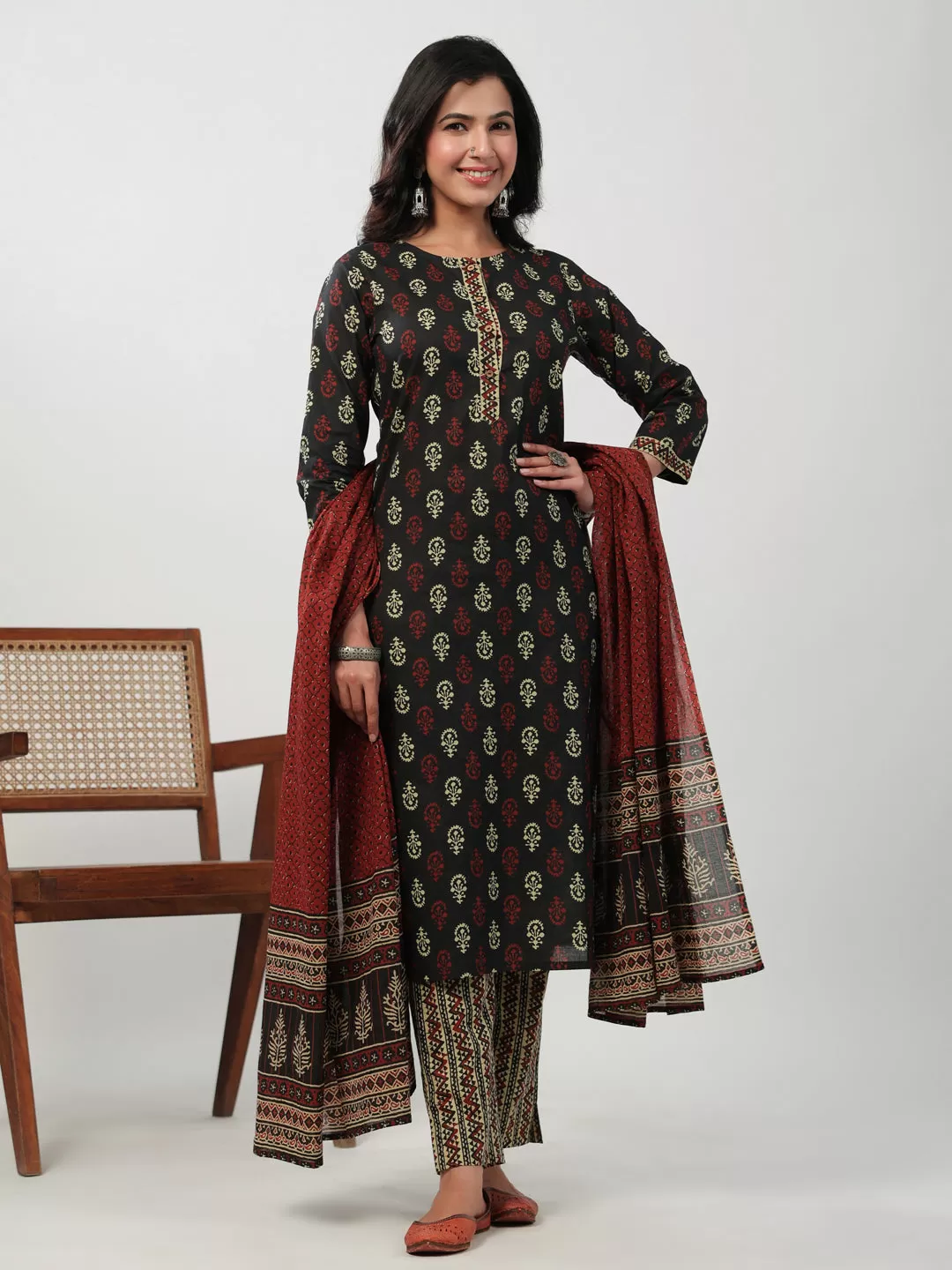 Black Cotton Ethnic Motifs Kurta Set