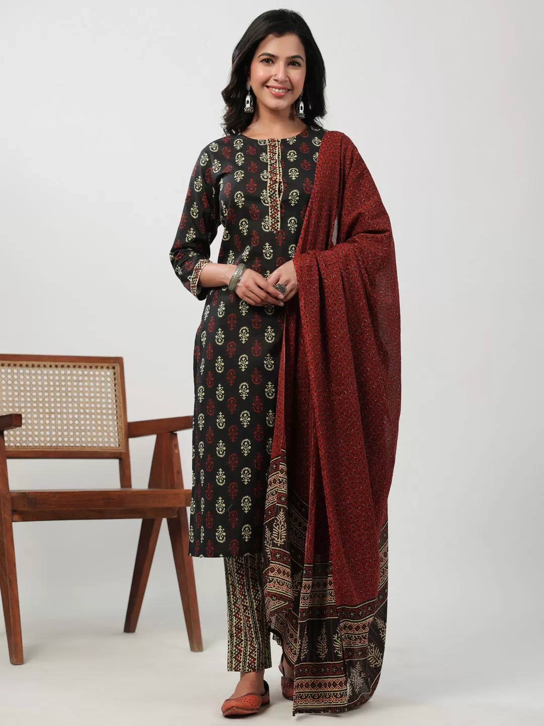 Black Cotton Ethnic Motifs Kurta Set