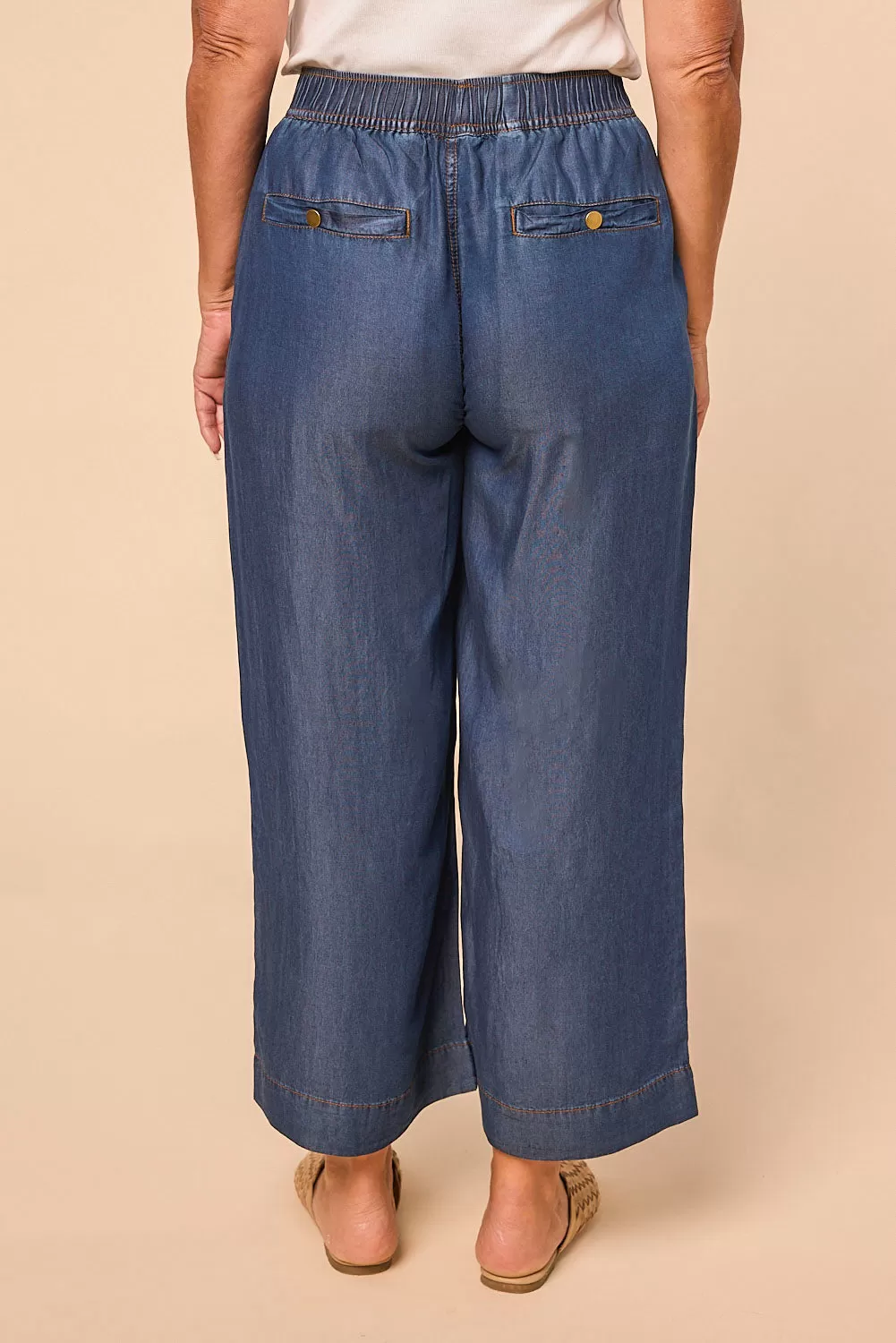 Breezy Cropped Relaxed Tencel Pant in Mid Wash