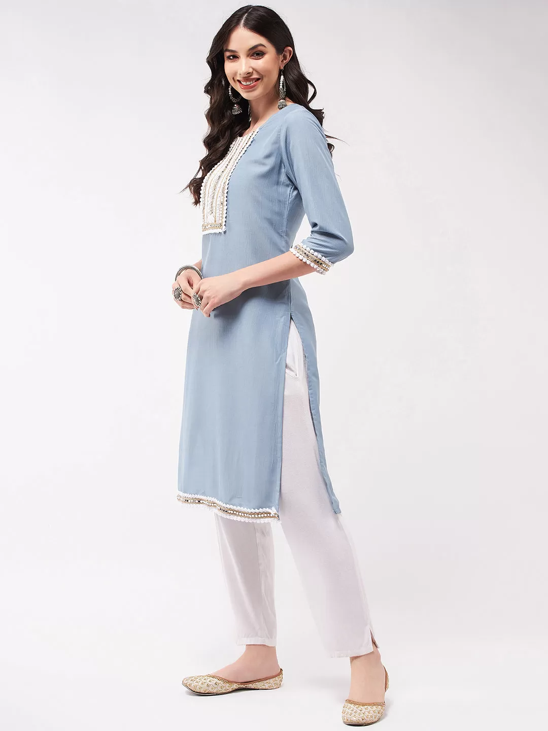 Festive White Embroidered Neck-Patch Kurta With Laces