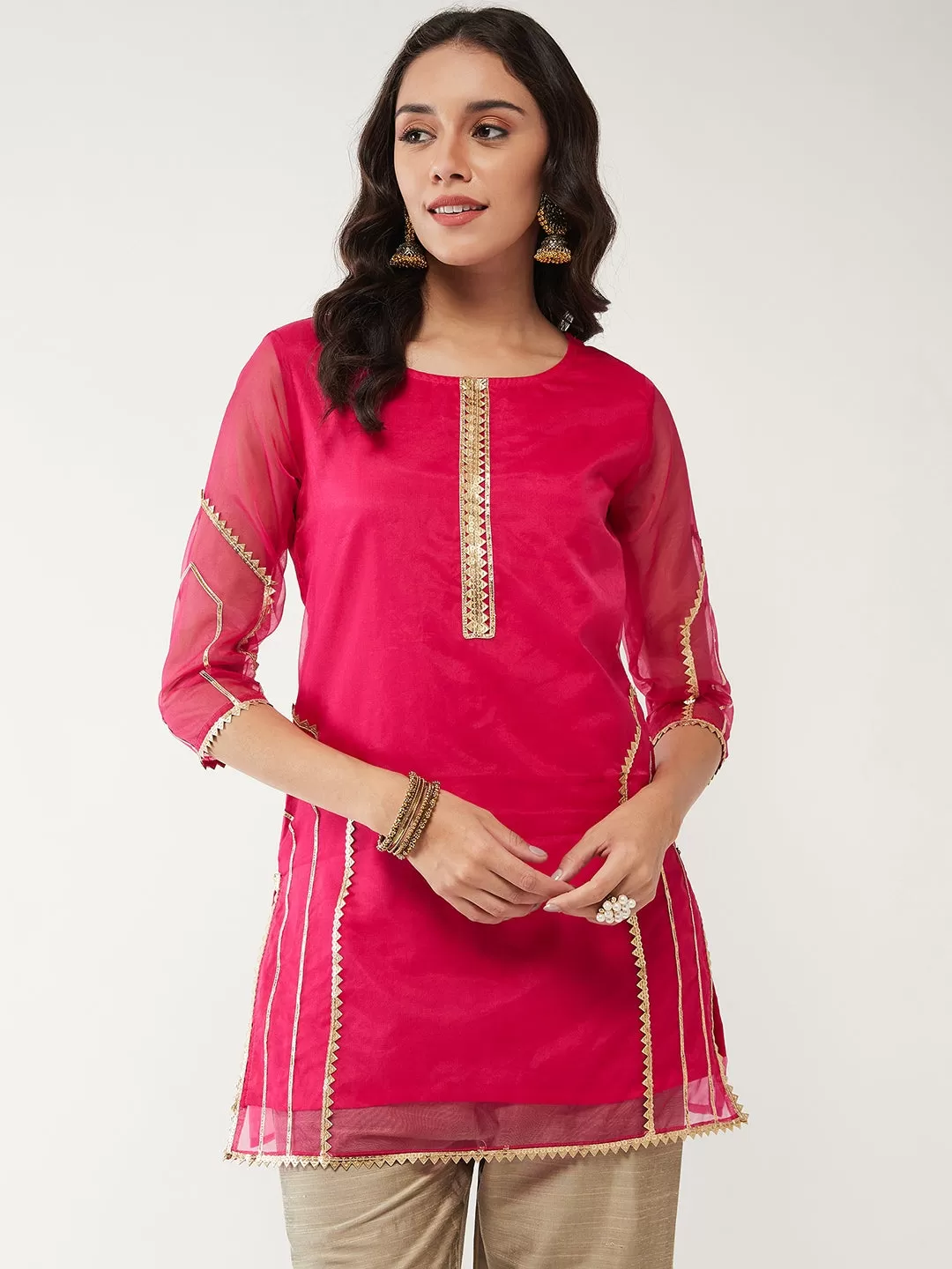 Fusion Short Kurta With Lace Detailing