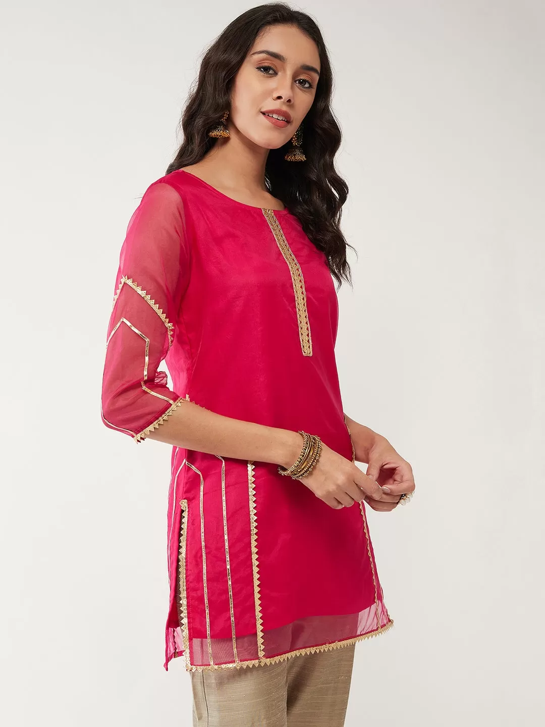 Fusion Short Kurta With Lace Detailing