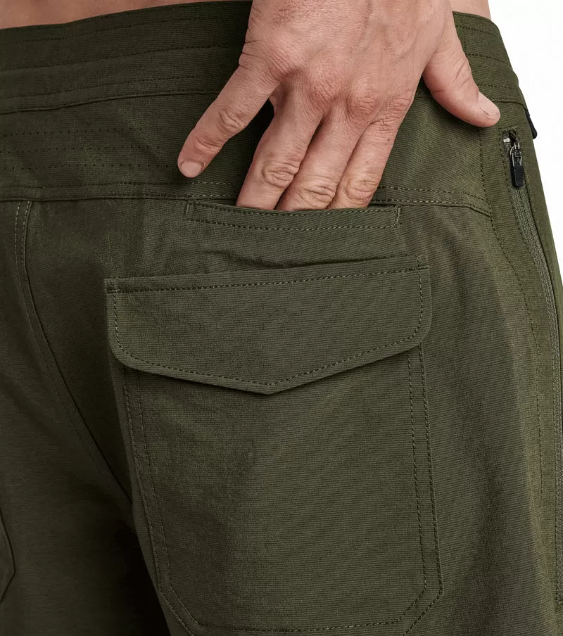 Layover Trail 3.0 18'' Hybrid Travel Shorts Packable