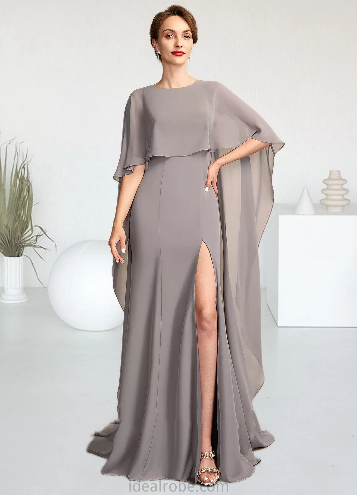 Lois Sheath/Column Scoop Neck Sweep Train Chiffon Mother of the Bride Dress With Split Front STK126P0015000