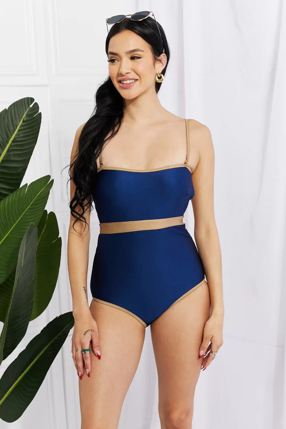 Marina West Swim Wave Break Kontrastbesatz Einteiler