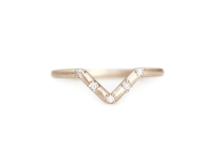 Peak Diamond Ring