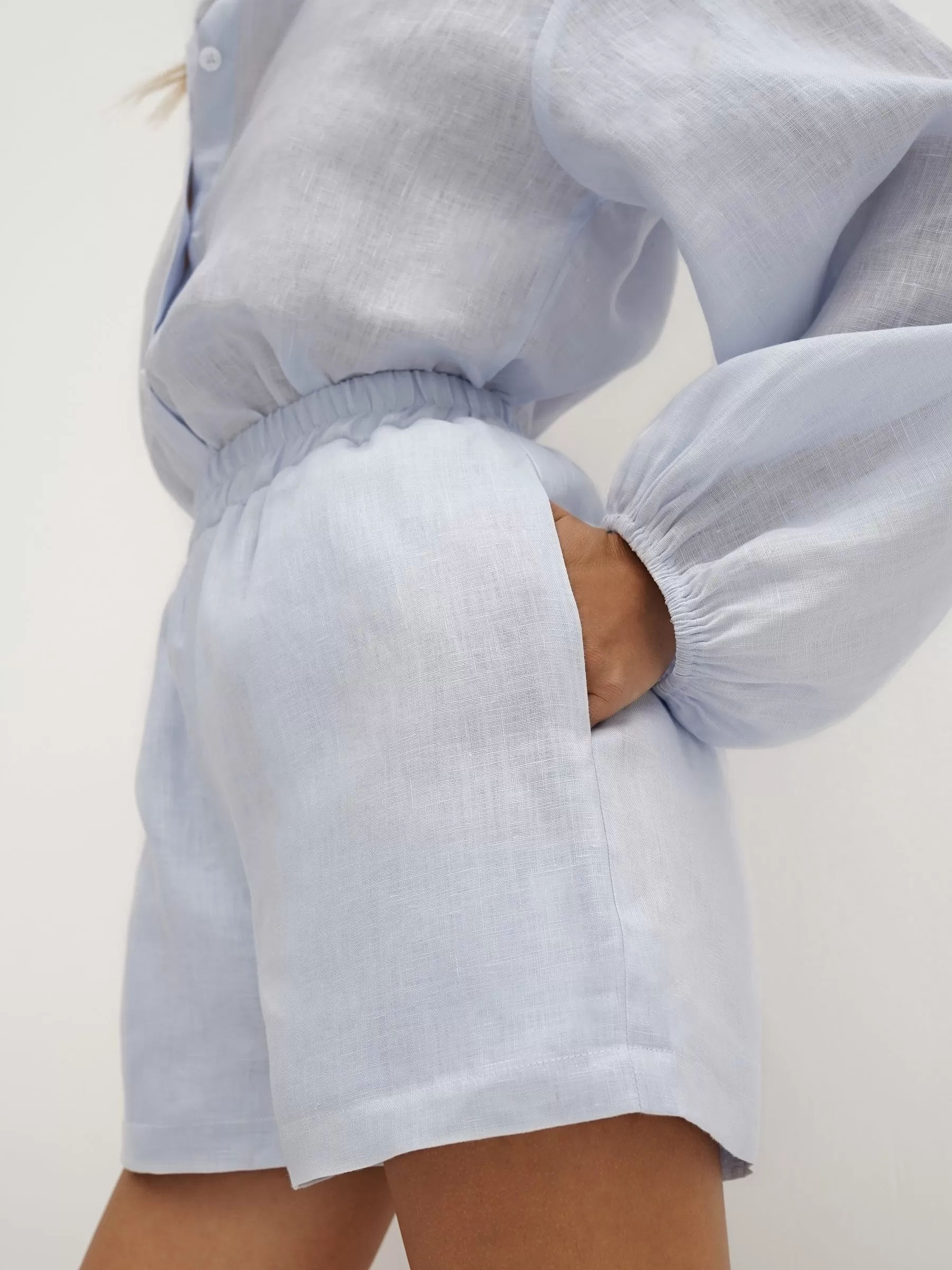 Rue Contrast Stitch Linen Shirt | Pale Blue