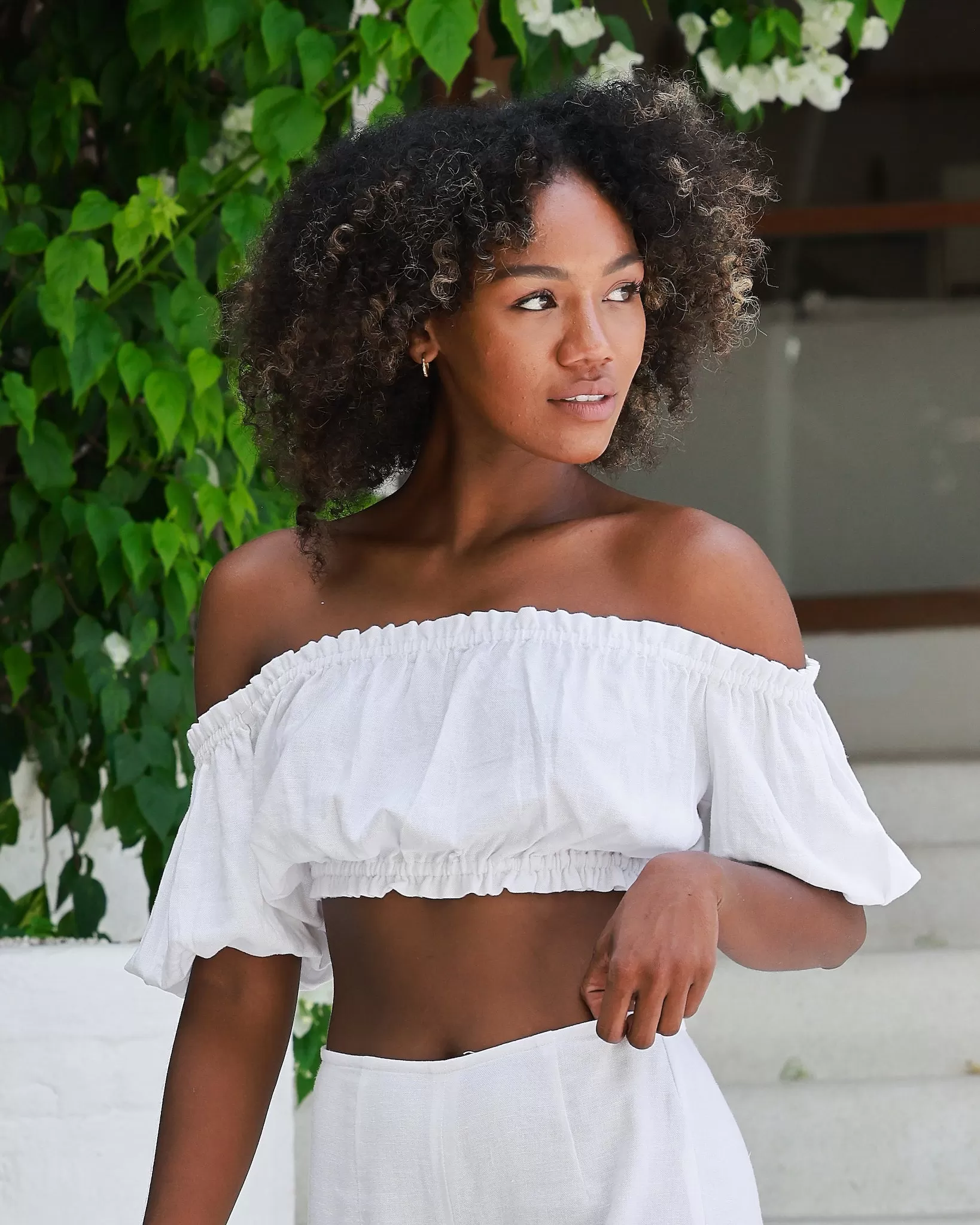 The Jetset - White Linen Off-the-Shoulder Crop Top